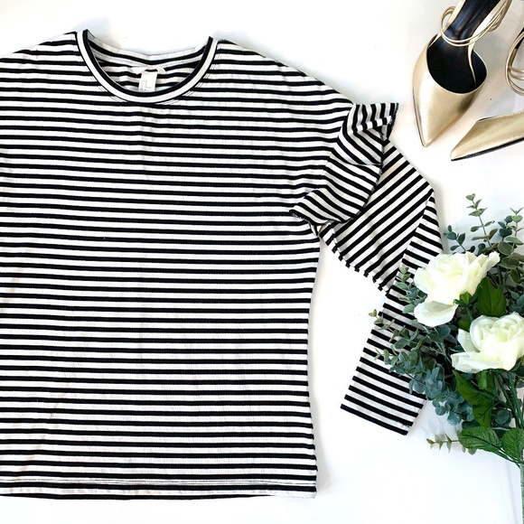 h&m ruffle sleeve top
